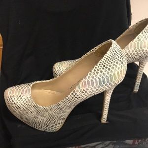 Steve Madden Naka Heels